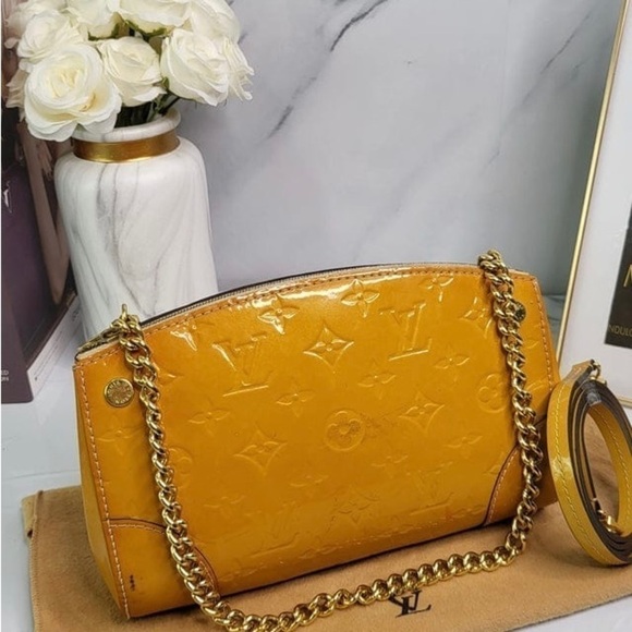𝅺louis VUITTON VERNIS STA. MONICA CLUTCH - Picture 4 of 17